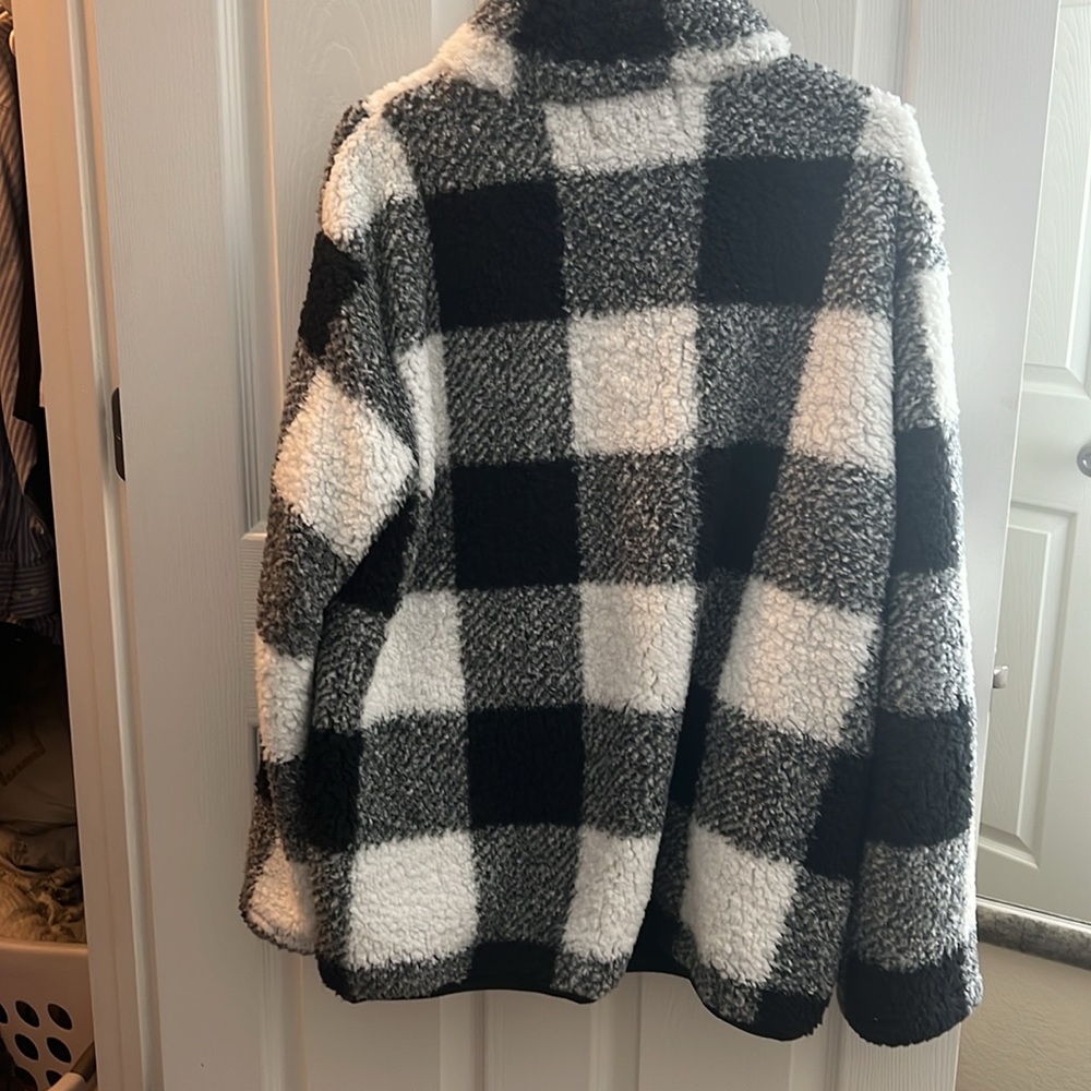 Warm half zip pullover - Picture 3 of 3